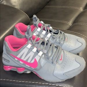 Women's Nike shock
